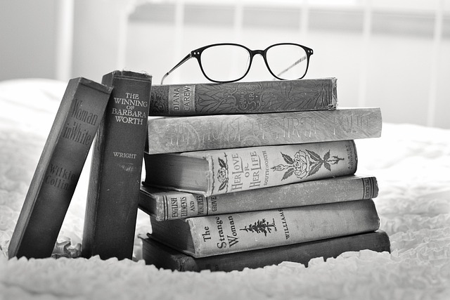 livres et lunettes